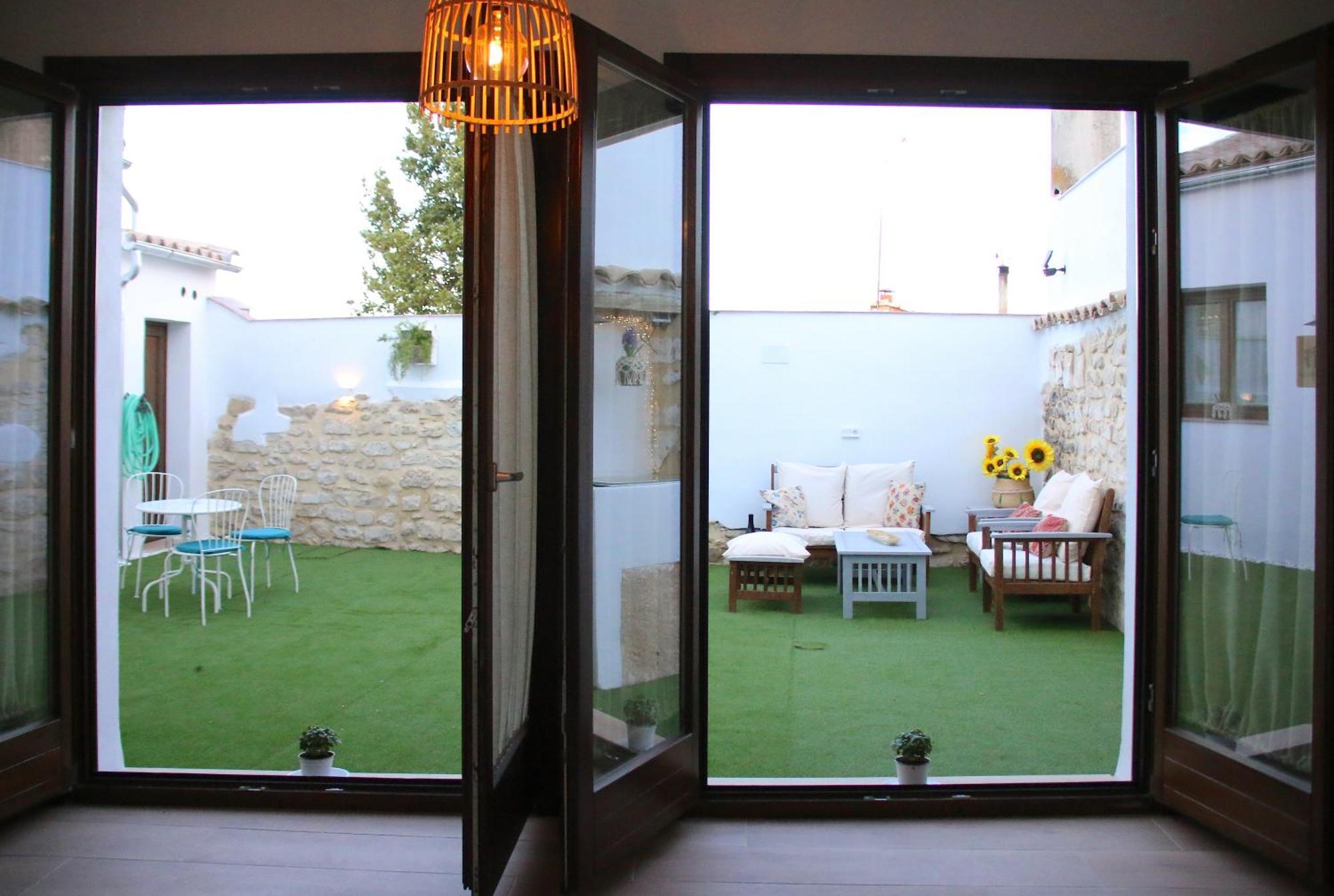 Apartamentos Turisticos La Estacion Убеда Экстерьер фото